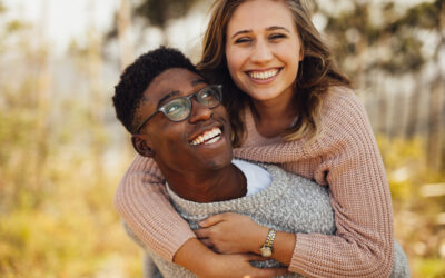 Sehkraft natürlich unterstützen: Ernährung, Schlaf, Tageslicht, Bewegung