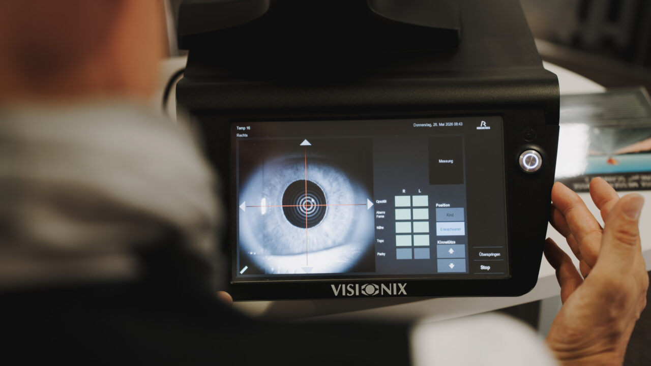 optik hecht ihr optiker in isny im allgaeu optometrie augen check 05 optik hecht ihr optiker in isny im allgaeu optometrie augen check 05