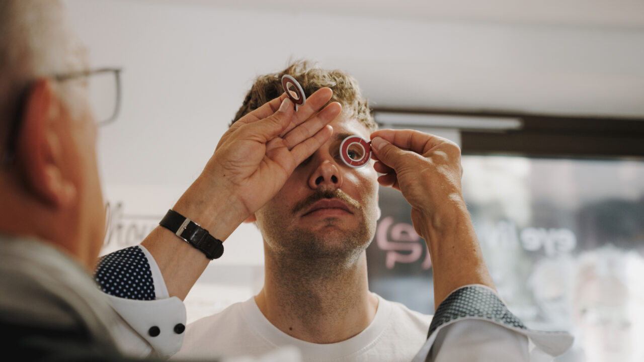 optik hecht ihr optiker in isny im allgaeu optometrie augen check 07 optik hecht ihr optiker in isny im allgaeu optometrie augen check 07